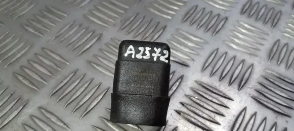 Mazda Xedos 9 Other relay 0587003970 058700-3970