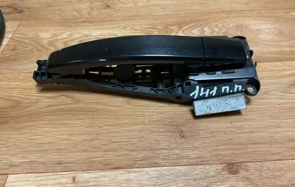 Opel Insignia A Front door exterior handle 13577495