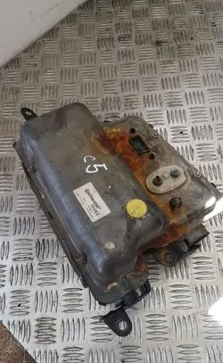 Audi A6 S6 C5 4B Air suspension compressor/pump 4b0616009a