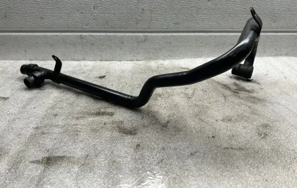 Audi A6 S6 C6 4F Engine coolant pipe/hose 059121075
