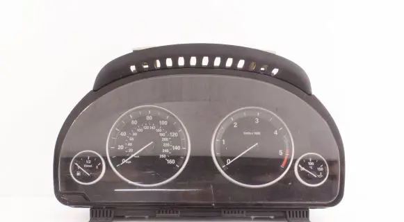 BMW 5 F10 F11 Speedometer (instrument cluster) 9265179