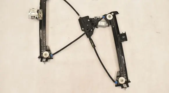 Tesla Model S Front door 6006651-00-G