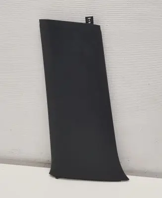 (B) pillar trim (bottom)