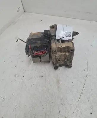 Audi A4 S4 B5 8D ABS Pump 0265201049