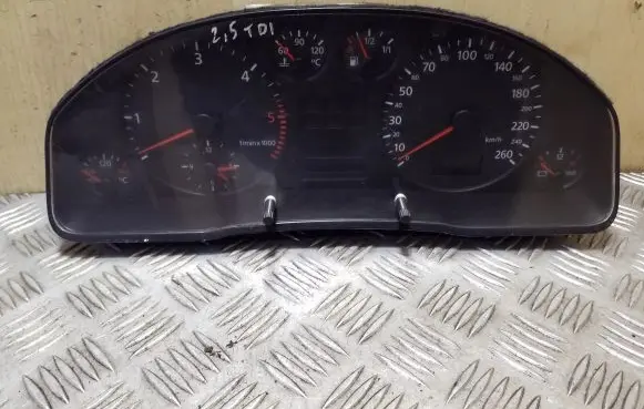 Audi A6 S6 C5 4B Speedometer (instrument cluster) 4B0919860E
