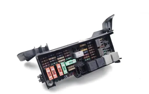 Mercedes-Benz ML W164 Fuse module A1645451740