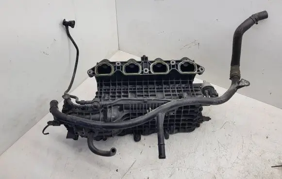 Volkswagen Golf VII Intake manifold 04e129711e 0281002977 03G906051E