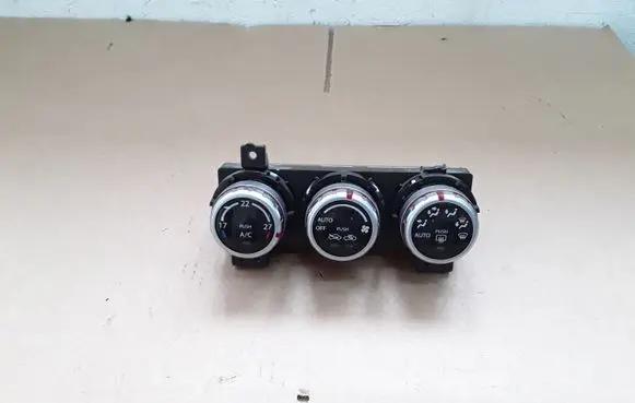 Suzuki SX4 Climate control unit 3951079J02 3951079J0