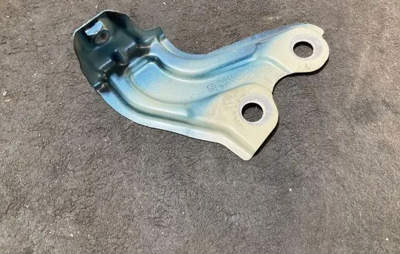 Cupra Born Fender mounting bracket 10E821984