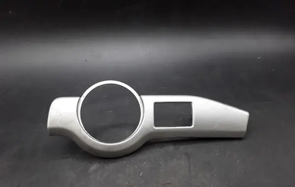 Skoda Octavia Mk2 (1Z) Dashboard glove box trim 1Z1858417