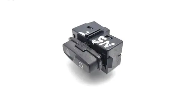 Volvo XC60 Central locking switch button 31343099 15W342