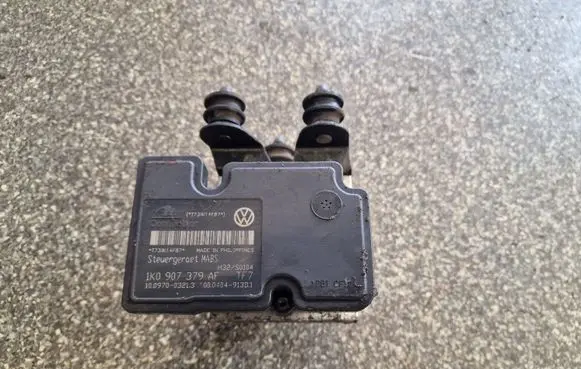 Volkswagen Caddy ABS Pump 1K0907379AF