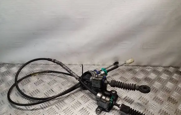 Jeep Patriot Gear shift cable linkage 05062125AF