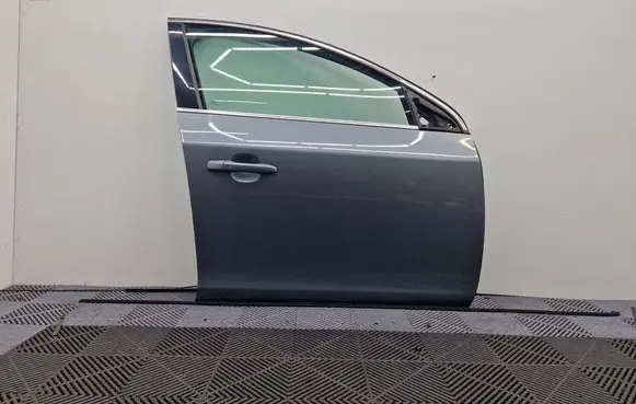 Volvo S60 Front door 31424598