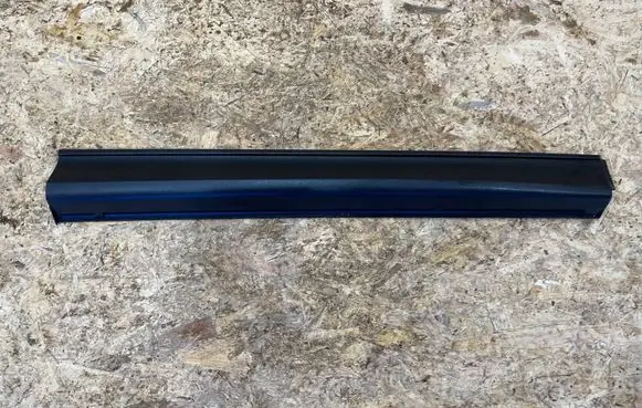 Mazda CX-5 II Front door trim (molding) KB7W-51RA1 S2501M475