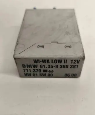 BMW 3 E46 Window wiper relay 61358366381 711370