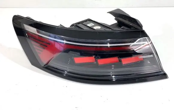 Volkswagen Arteon Rear/tail lights 3G8945207N