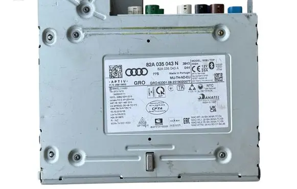 Audi A1 Radio/CD/DVD/GPS head unit 82A035043N