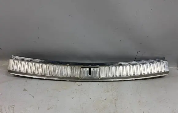 Volkswagen Touareg II Trunk/boot sill cover protection 7P0863459E