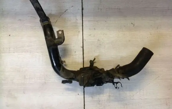 Toyota Avensis T250 Intercooler hose/pipe