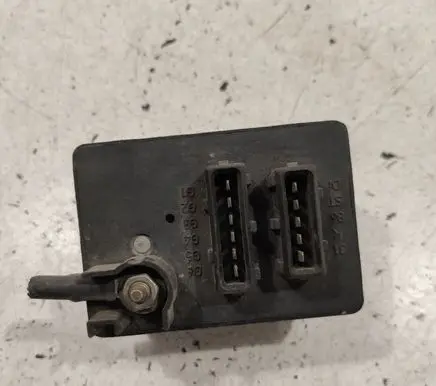 Peugeot 607 Glow plug pre-heat relay 0281003018
