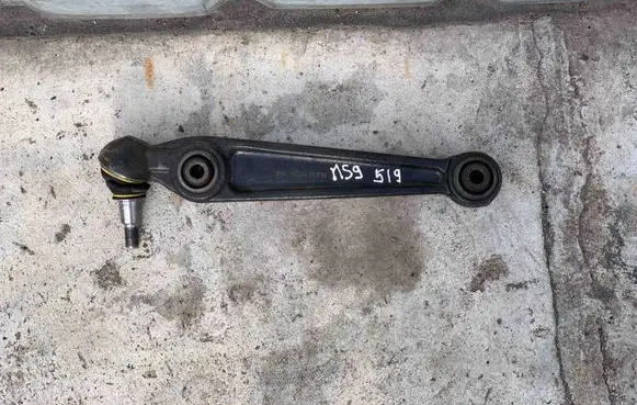 BMW X5 E70 Front lower control arm/wishbone 62424354