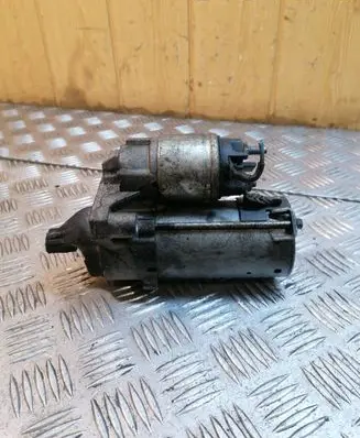 Peugeot 207 Starter motor 9688268480 TS14E110
