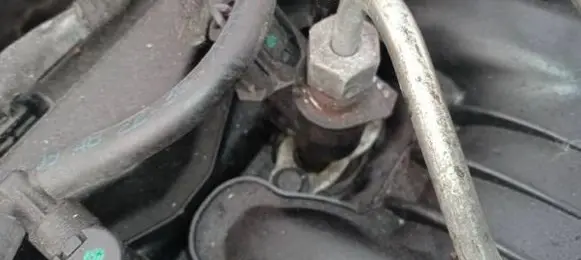 Volvo XC60 Fuel injector 31272767 B445140987