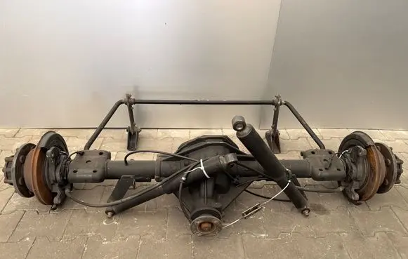Iveco Daily 6th gen Rear axle beam with reductor 5802348225 7180288 93021433