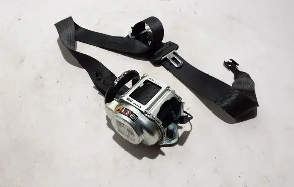 Chevrolet Silverado Front seatbelt 86802606