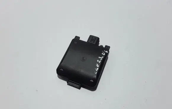 Volvo C40 Distronic sensor radar 32340780