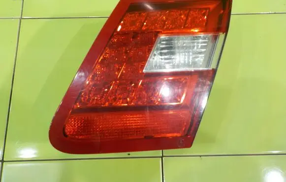 Mercedes-Benz E W212 Rear/tail lights A2128200864