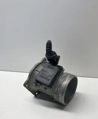 Volkswagen Golf III Mass air flow meter 037906461B AFH6010A