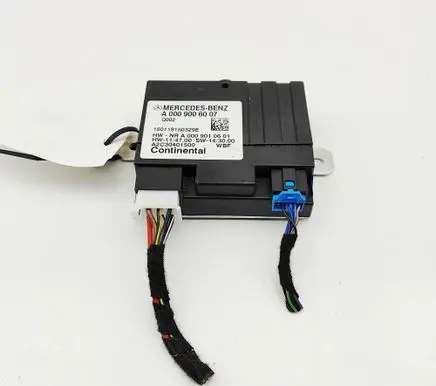 Mercedes-Benz C W205 Fuel injection pump control unit/module A0009006007