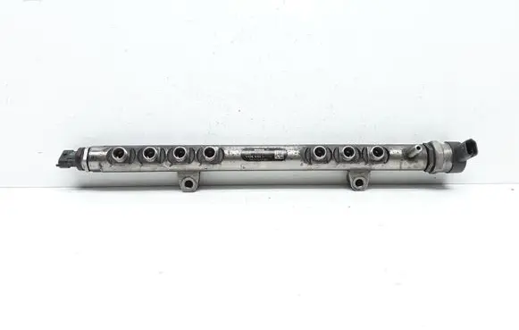 Volvo V60 Fuel main line pipe 30777759 31216313