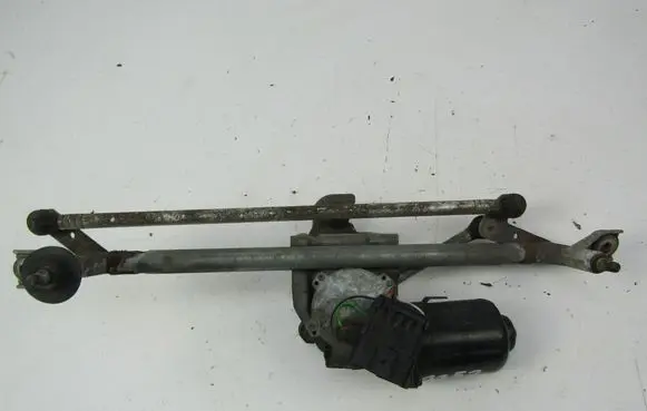 Opel Corsa C Front wiper linkage 