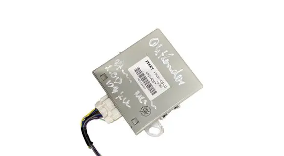 Mitsubishi Outlander Other control units/modules 8631A057 F0021C0133 D71F2432