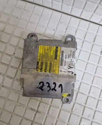 Toyota Avensis T270 Airbag control unit/module 8917005230 219122101