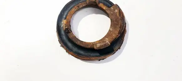 Toyota Auris 150 Front coil spring rubber mount 482570d010 48257-0d010
