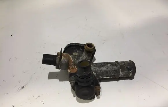 Audi A4 S4 B6 8E 8H Engine coolant pipe/hose 038121133A