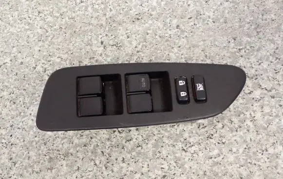 Toyota Auris 150 Other switches/knobs/shifts