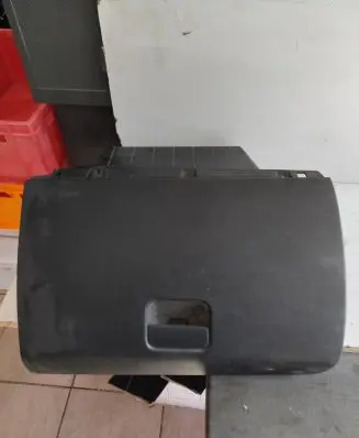 KIA Venga Glove box 845101P000