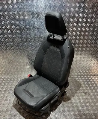 Opel Mokka B Front driver seat DG24125
