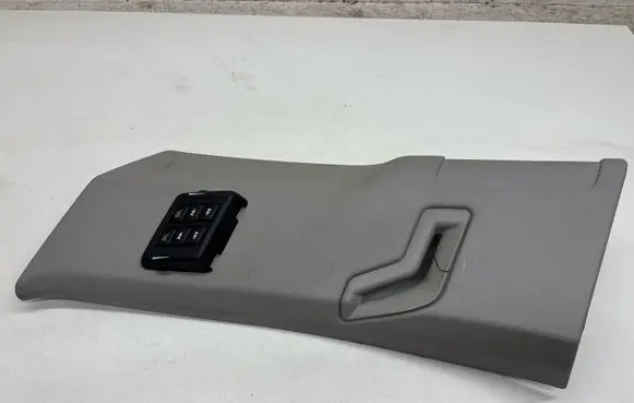 Volvo XC90 (C) pillar trim 30746096