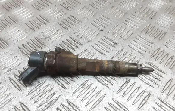 Mitsubishi Carisma Fuel injector 7700111014
