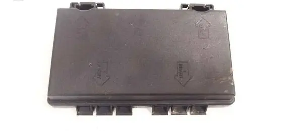 Opel Corsa D Fuse box cover 
