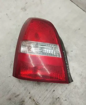 Nissan Primera Rear/tail lights 89024270