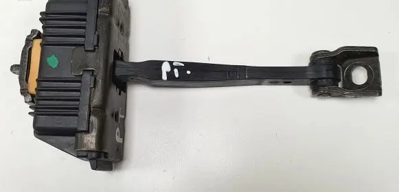 BMW 5 E60 E61 Rear door check strap stopper 7033612