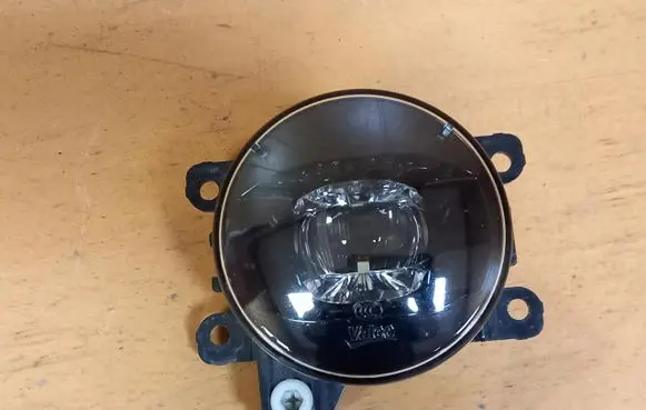 Renault Captur Front fog light 261555538R