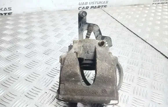 Mercedes-Benz E W211 Front brake caliper